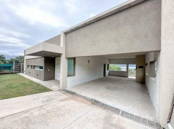 Casa · 150m² · 7 Ambientes · 2 Cocheras · Venta Casa Villa Parque Siquiman Gran Oportunidad!