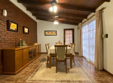 PH · 85m² · 3 Ambientes · Venta PH 3 Amb Santos Lugares Patio - Terraza