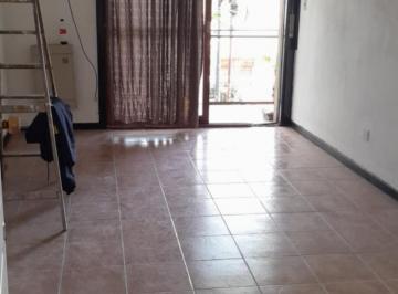 Departamento de 3 ambientes, Villa Pueyrredón · Villa Pueyrredon 3amb Primer Piso Al Frente con Balcón