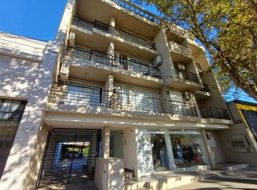 Departamento · 84m² · 6 Ambientes · 1 Cochera · Venta Dpto/apto Crédito/2 Dorm./cochera