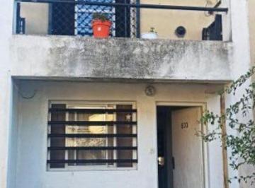 Departamento · 55m² · 3 Ambientes · 1 Cochera · Duplex de 2 Dorm. en Venta - Tolosa, La Plata
