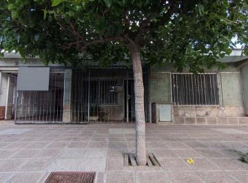 Casa · 614m² · 14 Ambientes · 3 Cocheras · Venta de Casa en Maipú Centro. Ideal Inversores