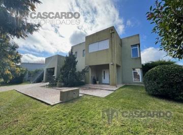 Casa de 4 ambientes, San Vicente · Casa de 4 Ambientes con Piscina y Vista a La Laguna.