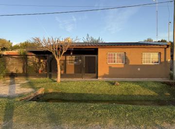 Casa · 131m² · 5 Ambientes · 1 Cochera · Casa en Ramallo - 11 Años de Antigüedad