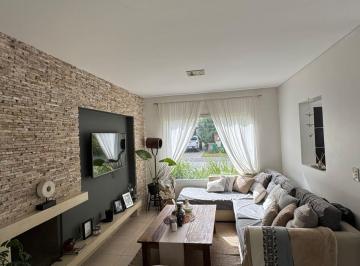 Casa de 5 ambientes, Pilar · Se Alquila Moderna Casa en La Cañada de Pilar Barrio Los Tilos