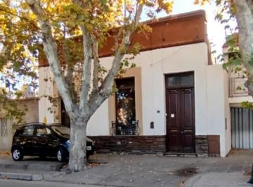 Casa de 10 ambientes, San Rafael · Tradicional y Amplia Casa Céntrica de San Rafael