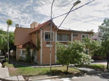 Casa de 7 ambientes, Ciudad de Mendoza · Gran Casa en Calle Italia 987, Sexta Sección (Mendoza)