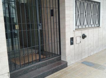 Departamento de 1 ambiente, Vicente López · Dto.1 Amb. en Pb C/renta. Apto Profesional. Bajas Expensas. Excelente Ubicación.