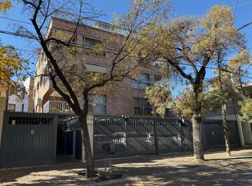 Departamento de 3 ambientes, Ciudad de Mendoza · Quinta Departamento en Venta