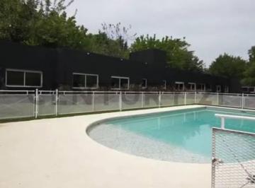 Casa · 428m² · 5 Ambientes · 10 Cocheras · Venta Casa 4 Dorm. Parque Leloir Pileta 1667 m²