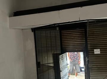 Local comercial de 1 ambiente, Lomas de Zamora · Alquilo Local Sobre Juan Xxiii en Lomas de Zamora