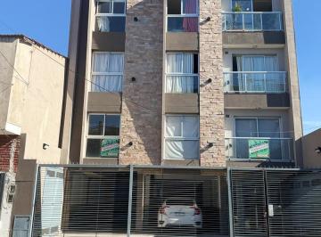 Departamento · 42m² · 2 Ambientes · Venta de Departamento de 2 Ambientes Al Frente en Tapiales