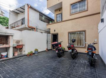 Casa · 157m² · 5 Ambientes · 2 Cocheras · Casa 5 Ambientes Villa Celina Taller Terraza Apto Crédito