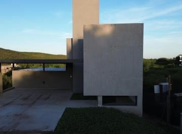 Casa de 7 ambientes, La Calera · Excelente Propiedad a Estrenar en Venta en Colinas de La Deseada!