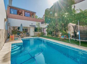 Casa · 279m² · 6 Ambientes · Venta Casa en Mataderos 6 Ambientes