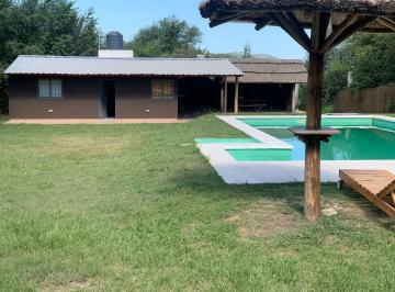 Casa · 132m² · 3 Ambientes · 1 Cochera · Venta Casa 2 Dorm con Pileta Potrero de Garay