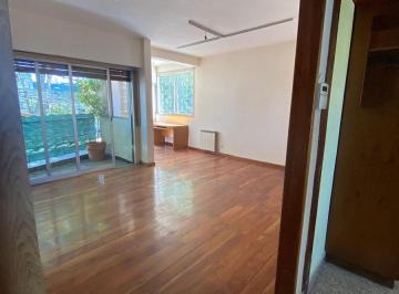 PH · 81m² · 5 Ambientes · Venta PH 1er Piso Esc. + Local en P. B. y Terraza