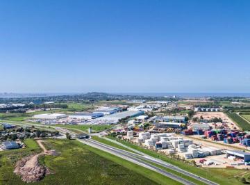 Depósito · 150m² · Alquiler de Predio Para Logística Bajo La Petiza