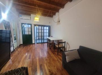 PH · 41m² · 2 Ambientes · Alquiler PH Parque Chas con Patio 2 Amb