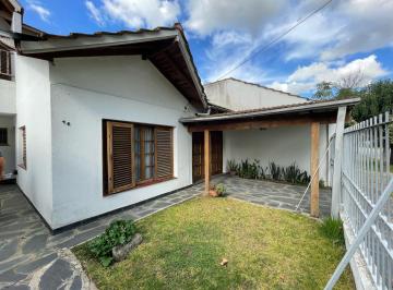Casa · 246m² · 4 Ambientes · 1 Cochera · Casa de 4 Ambientes en Venta en Longchamps