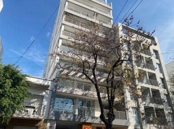 Departamento · 74m² · 3 Ambientes · 1 Cochera · Departamento en Alquiler