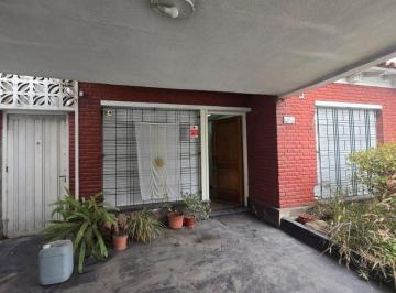 OMP-OMP-4494_2 · Casa 3 Amb. C/dependencia, Garage, Fondo Libre Caseros
