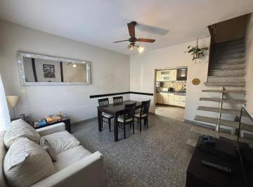 PH · 100m² · 4 Ambientes · Casa Tipo PH 4 Ambientes en Venta - Isidro Casanova