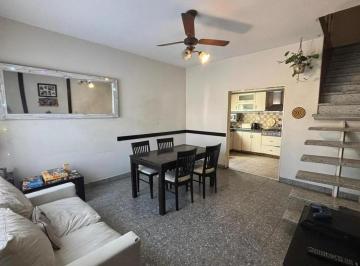 PH · 100m² · 4 Ambientes · Casa Tipo PH 4 Ambientes en Venta - Isidro Casanova
