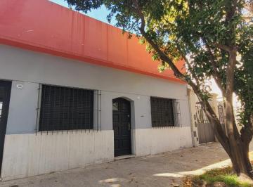 PH · 86m² · 5 Ambientes · Venta PH 5 Ambientes con 2 Patios y Balcón en Villa Luro