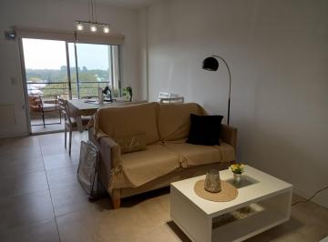 Departamento de 2 ambientes, Quilmes · Depto de Dos Ambientes C/ Balcones Al Frente y C/f con Espacio Guardacoche