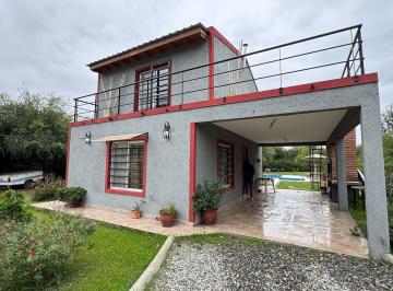 Casa de 3 ambientes, Carpintería · Oportunidad en Carpintería. Casa de Dos Dorm. en Excelente Ubicación.