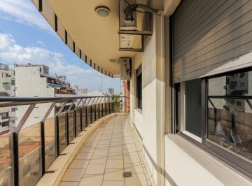 Departamento · 90m² · 4 Ambientes · 1 Cochera · Venta Departamento 4 Ambientes Flores Cochera