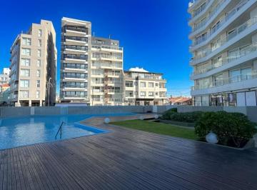 Departamento · 77m² · 3 Ambientes · 1 Cochera · Open Beach Depto de Categoria 3 Amb con Vista Plena Al Mar y Cochera