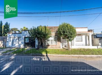 Casa · 69m² · 4 Ambientes · 1 Cochera · Venta Casa General Rodríguez