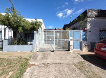 Departamento · 32m² · 2 Ambientes · En Alquiler PH de 2 Ambientes Al Medio Zona El Palomar, Consta de Living Comedor, Cocina Sin Artefac