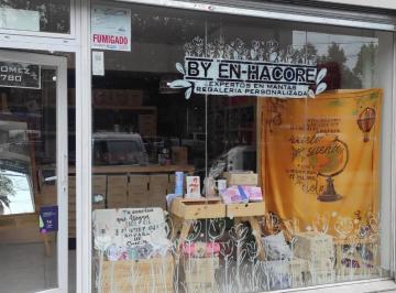Local comercial · 50m² · 1 Ambiente · Alquilo Local en Estacion de Caseros F: 10376
