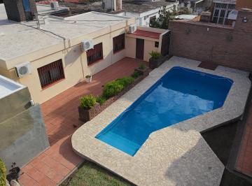 Casa de 8 ambientes, Córdoba · Casa en Venta 3 Dorm. Alto Verde