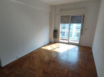 Departamento de 3 ambientes, Villa Urquiza · 3 Amb C/ Balcón Sup. Luminoso!
