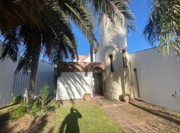 Casa de 10 ambientes, Córdoba · Hermosa Casa en Urca! Lo Massssss!