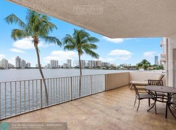 Departamento · 88m² · 3 Ambientes · 1 Cochera · Departamento en Venta en Sunny Isles, Miami, Florida