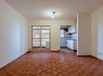Departamento · 62m² · 3 Ambientes · 1 Cochera · Departamento de Dos Dorm. + Cochera en Barrio Martin