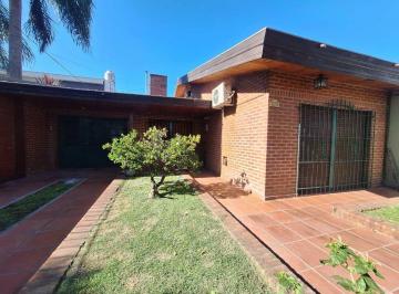 Casa · 127m² · 5 Ambientes · 2 Cocheras · Venta Casa 5 Amb Cochera Jardin Parrilla Padua Sur
