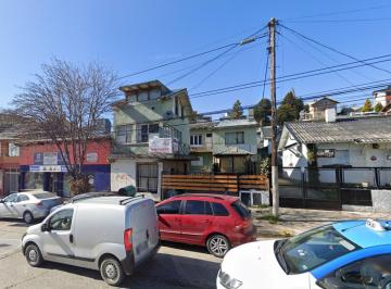 Casa · 250m² · 12 Ambientes · 1 Cochera · Casa en + Local + Depatamentos