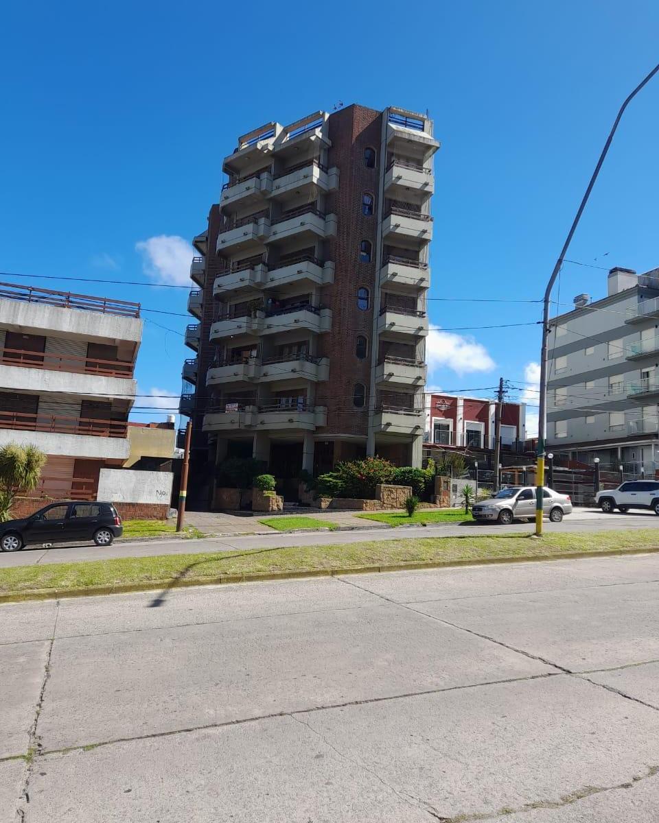 Impecable dos ambientes reciclado de 44,5 m², con cochera — Punta Mogotes