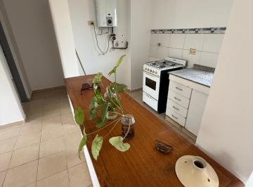 Departamento de 4 ambientes, Córdoba · Para Mandarse de Cabeza! Combo Completo en Alberdi (Pile + Cesped + Asador)