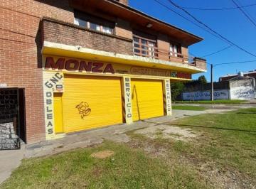 PH · 325m² · 4 Ambientes · 2 Cocheras · Casa 4 Ambientes + Local Comercial