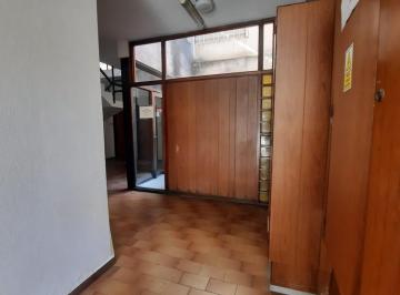 Departamento de 3 ambientes, Córdoba · Oportunidad de Inversión. Venta Dep. 1 Dorm. 30 m. Bv. Illia. Centro.