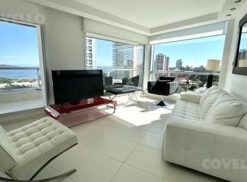 Departamento · 173m² · 4 Ambientes · 1 Cochera · Season Tower 3 Dorm. - Punta del Este, Uruguay