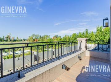 Casa · 540m² · 8 Ambientes · 2 Cocheras · Espectacular Casa en Venta en Nordelta El Golf