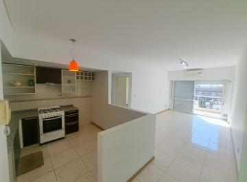 Departamento de 2 ambientes, Mataderos · Dos Ambientes con Balcón, en Edificio de Categoría!